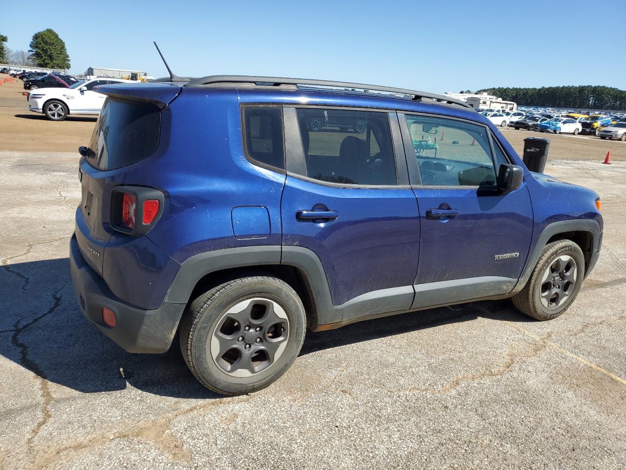 2017 Jeep Renegade - Image 3