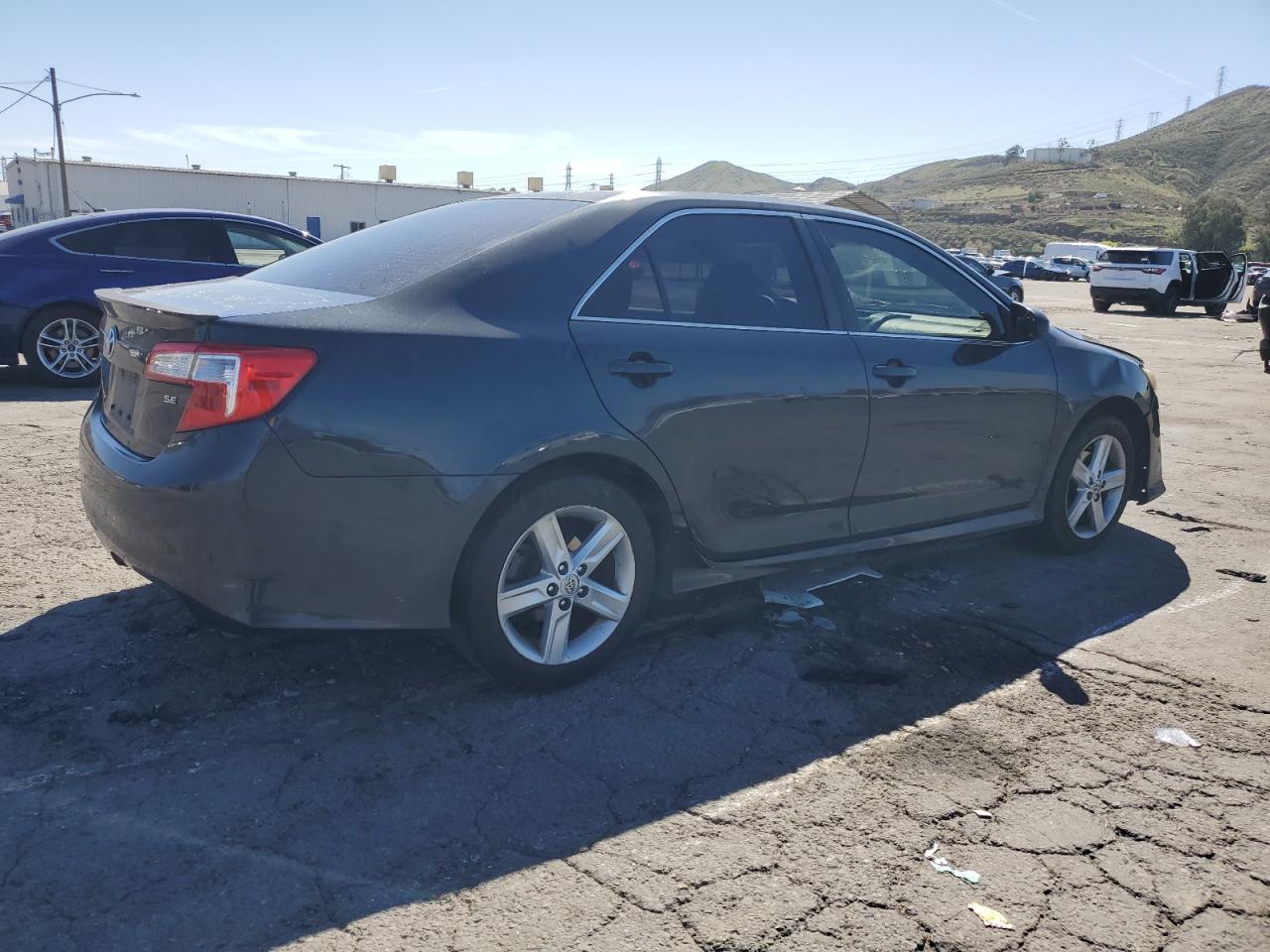 2013 Toyota Camry - Image 3