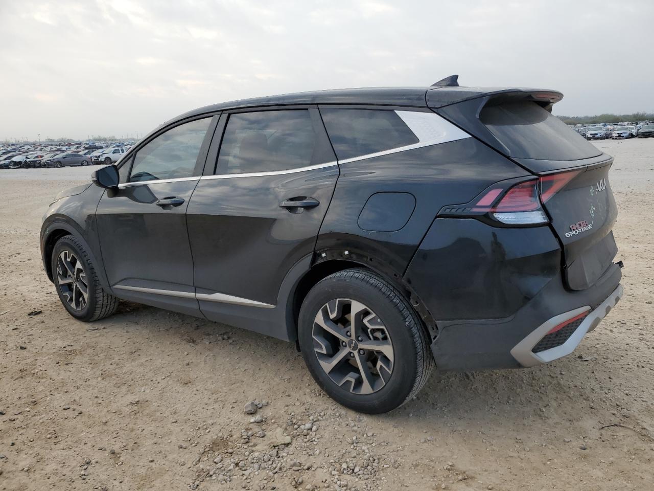 2024 Kia Sportage - Image 2