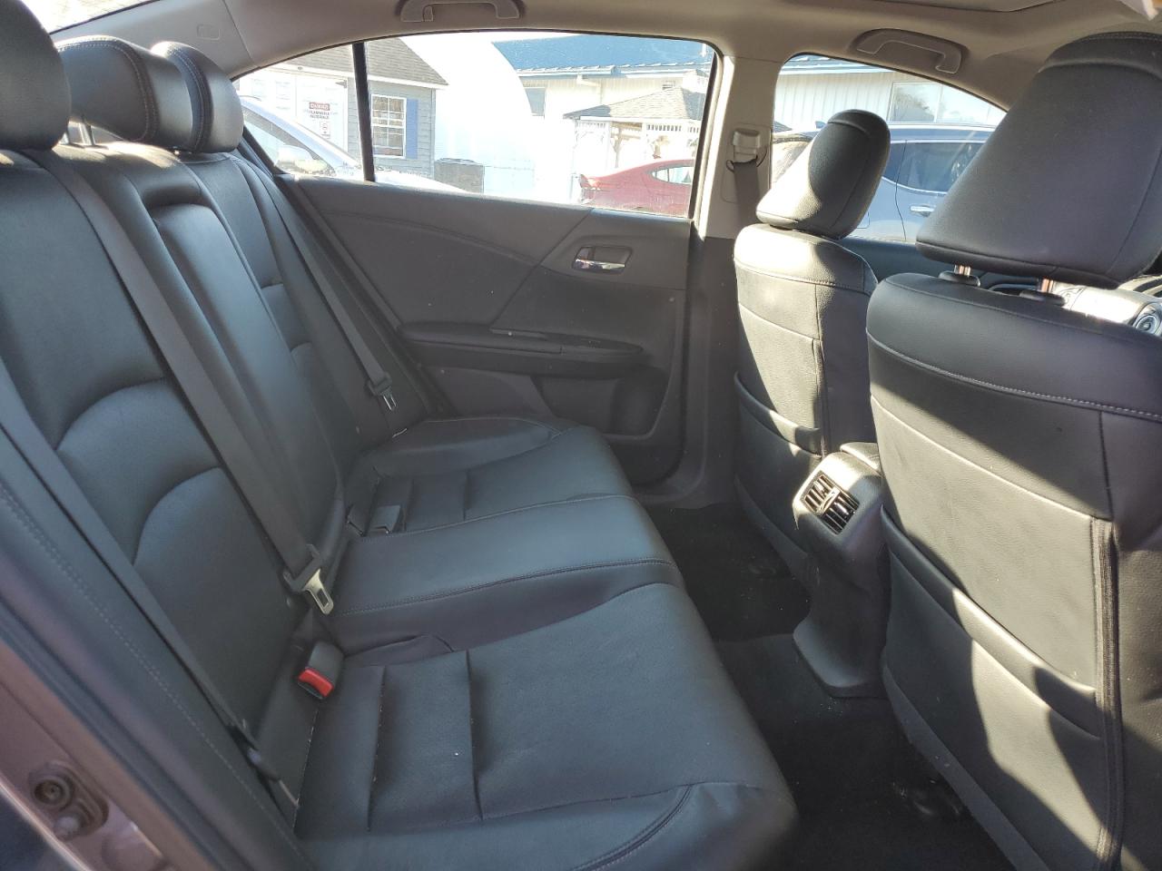 2015 Honda Accord - Image 10