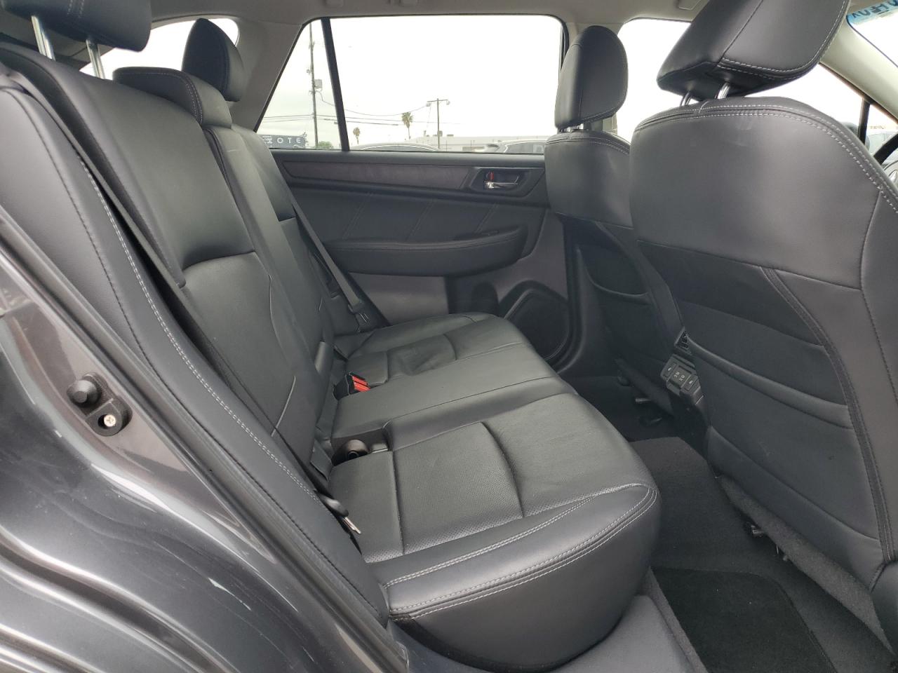 2019 Subaru Outback - Image 11