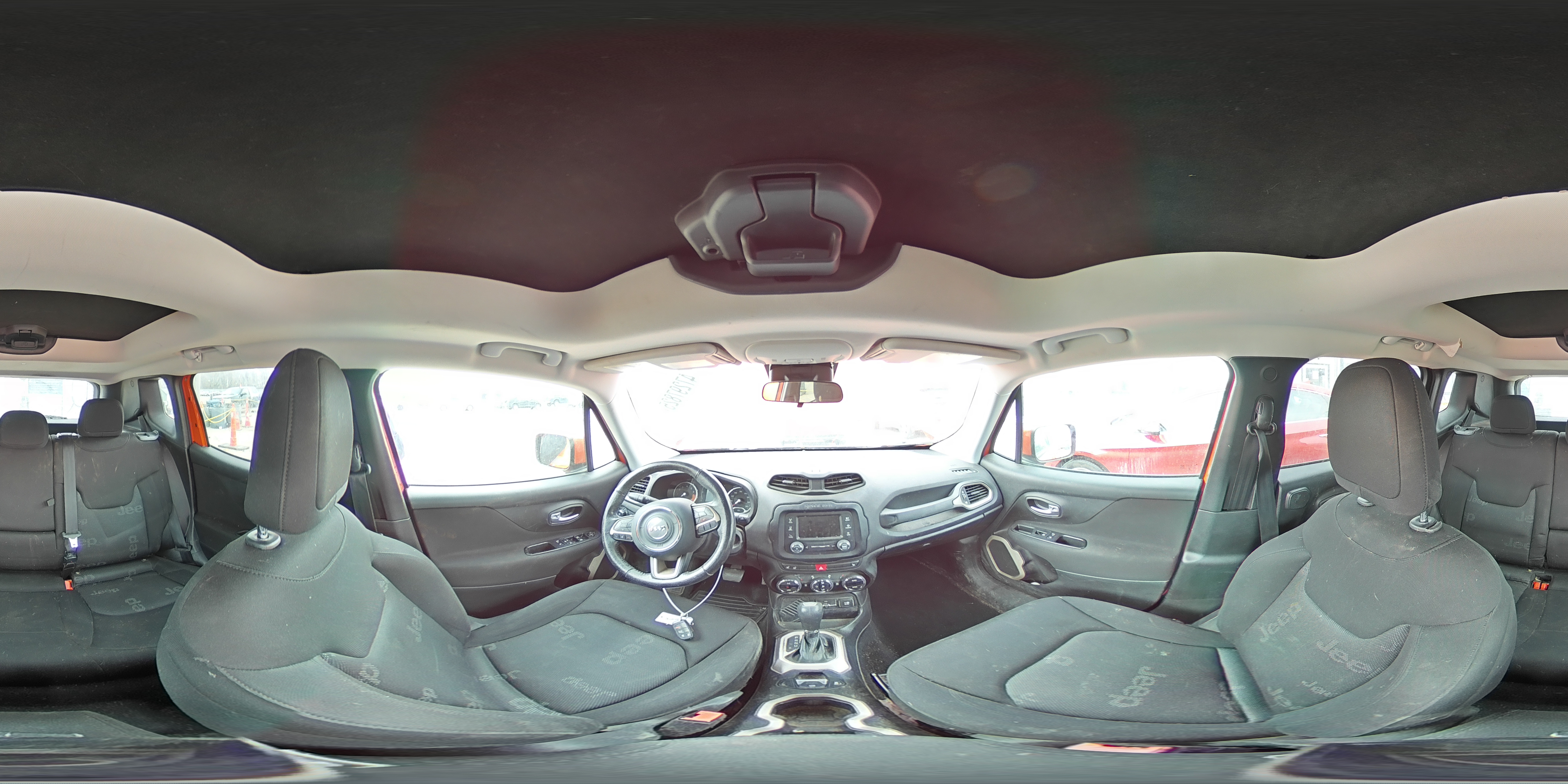 2015 Jeep Renegade - Image 16