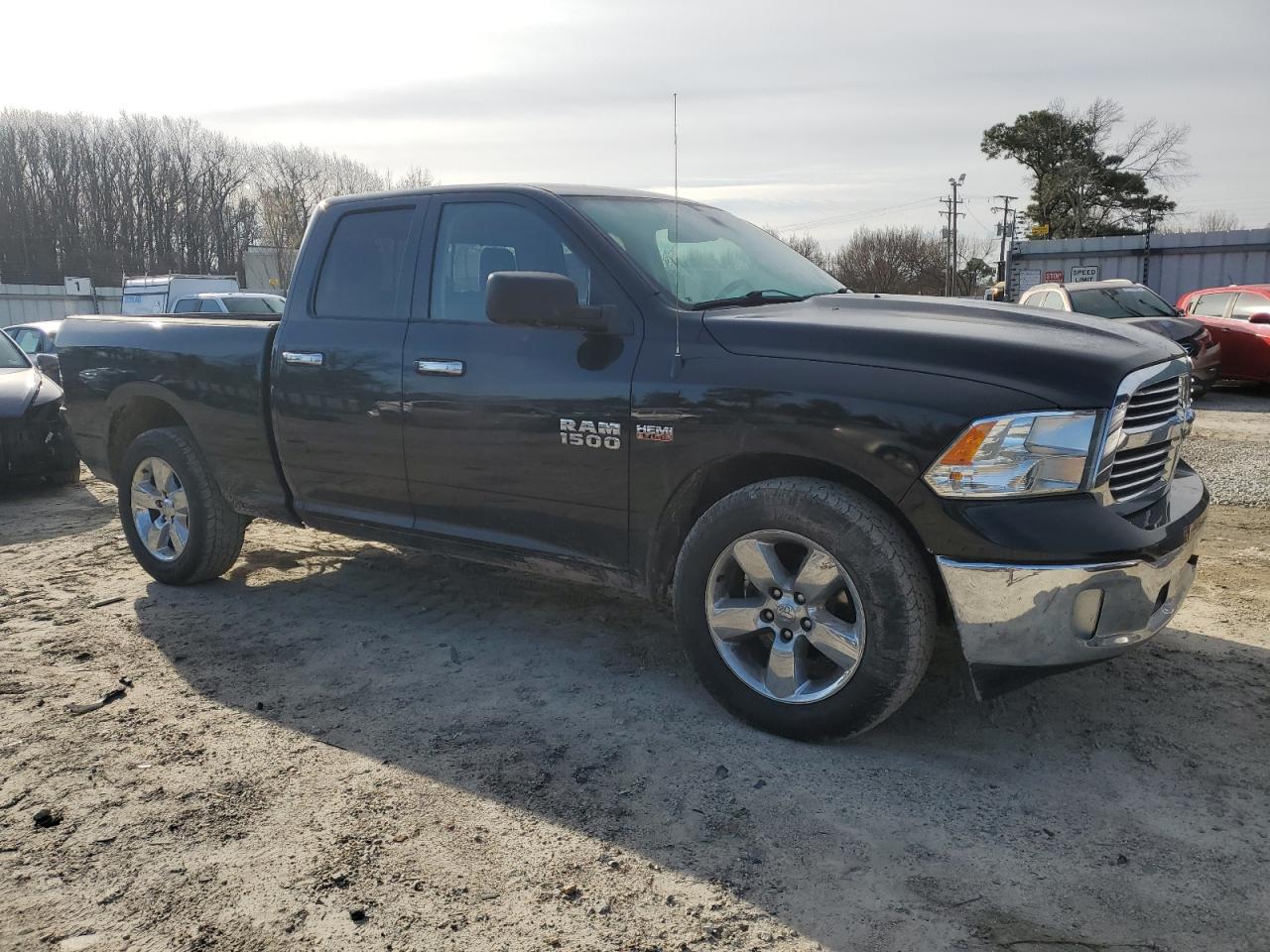 2016 RAM 1500 - Image 4