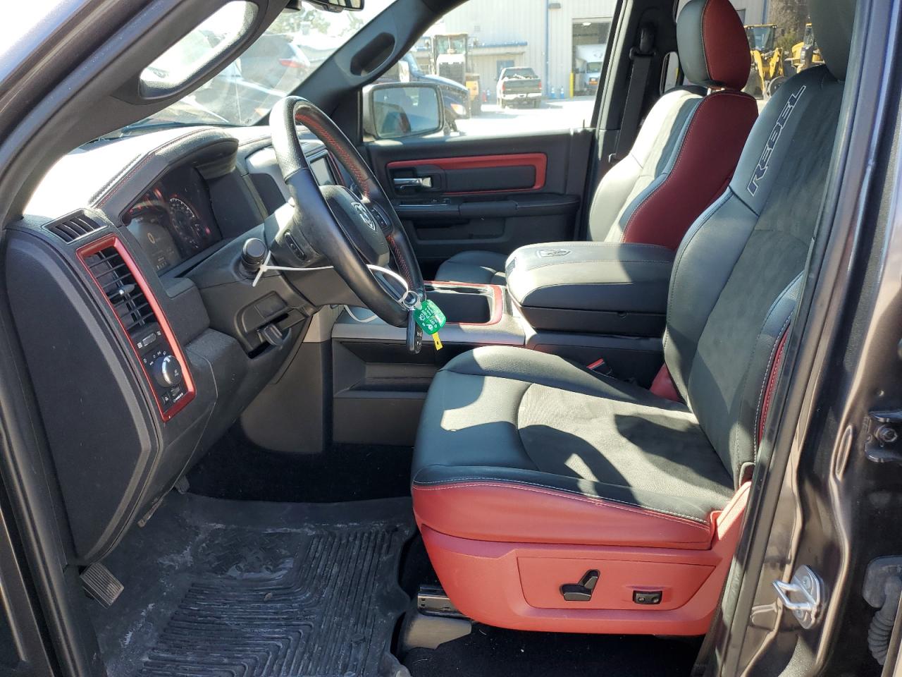 2018 RAM 1500 - Image 7