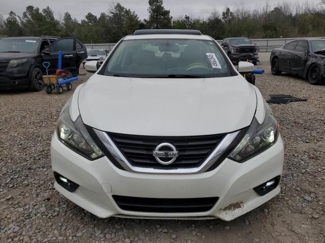  NISSAN ALTIMA 2017 White