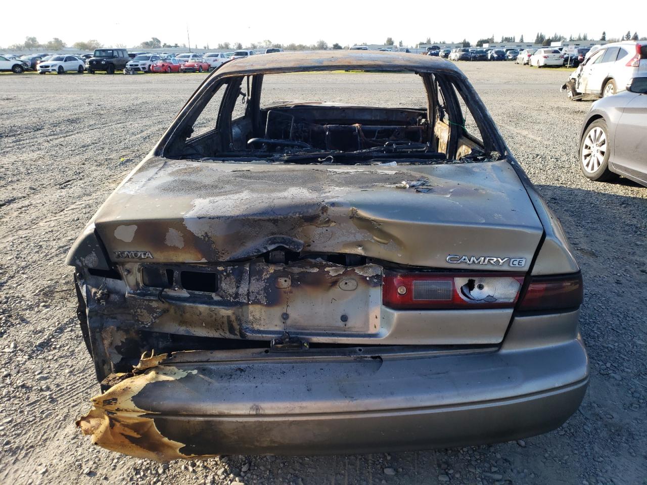 1999 Toyota Camry Ce VIN: 4T1BG22K9XU508335 Lot: 48794335