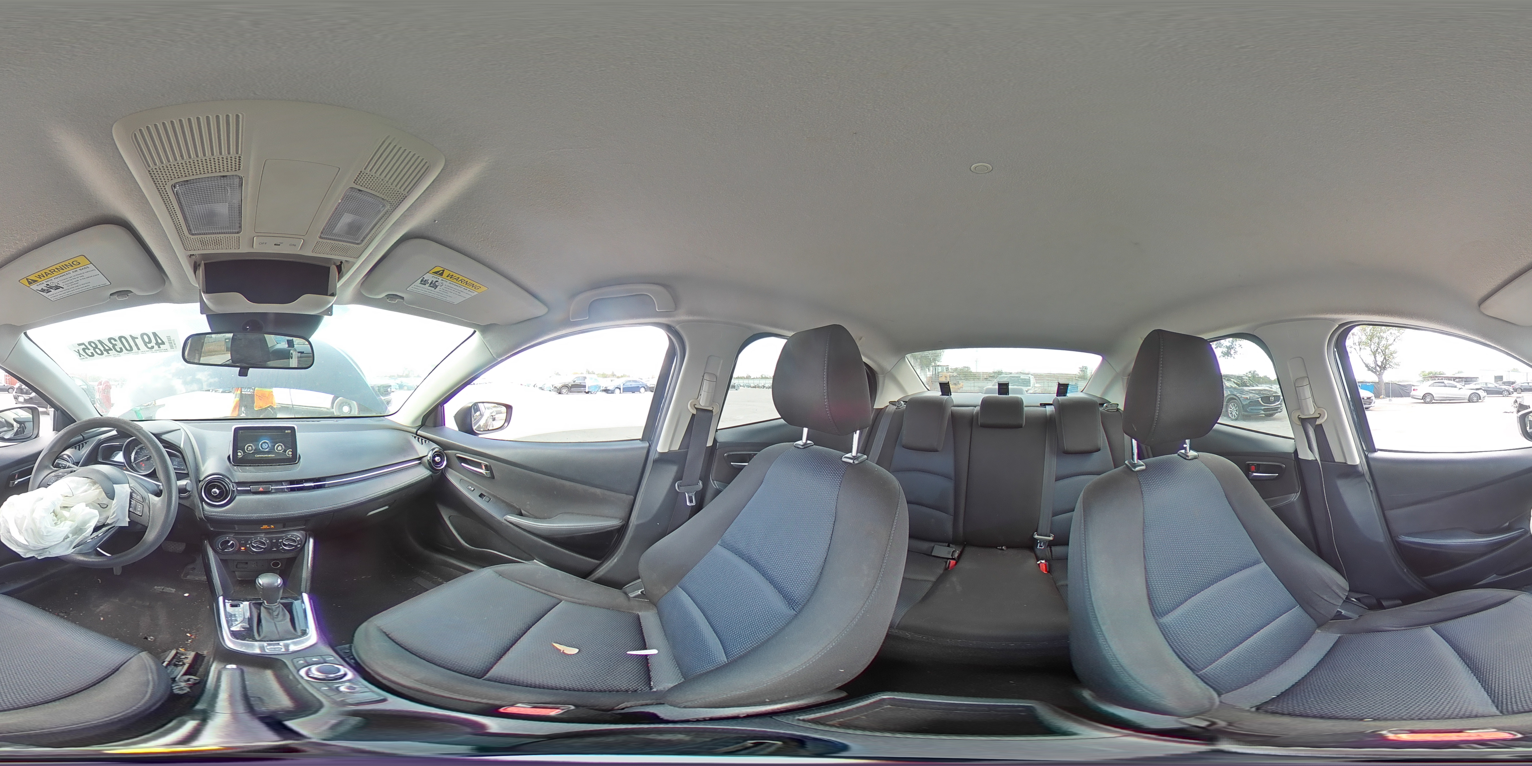 2017 Toyota Yaris - Image 13