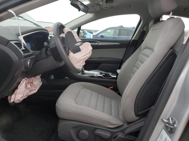  FORD FUSION 2016 Srebrny