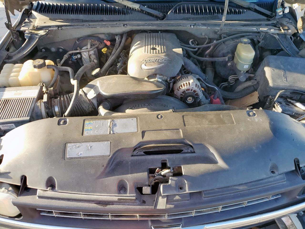 2002 Chevrolet Silverado - Image 11