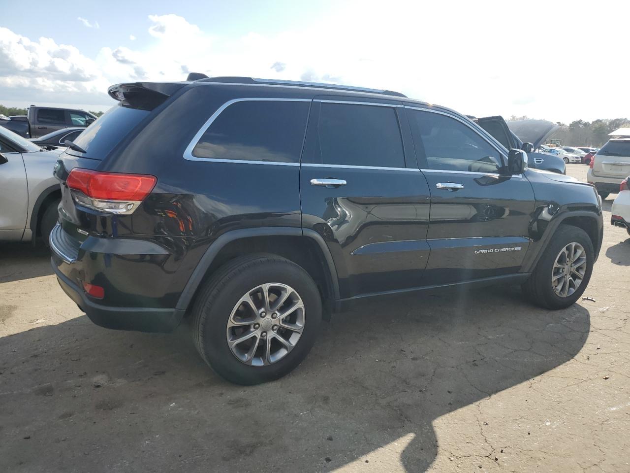 2015 Jeep Grand Cherokee - Image 3