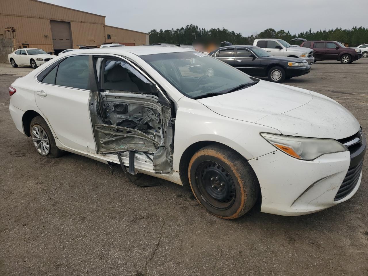 2015 Toyota Camry - Image 4