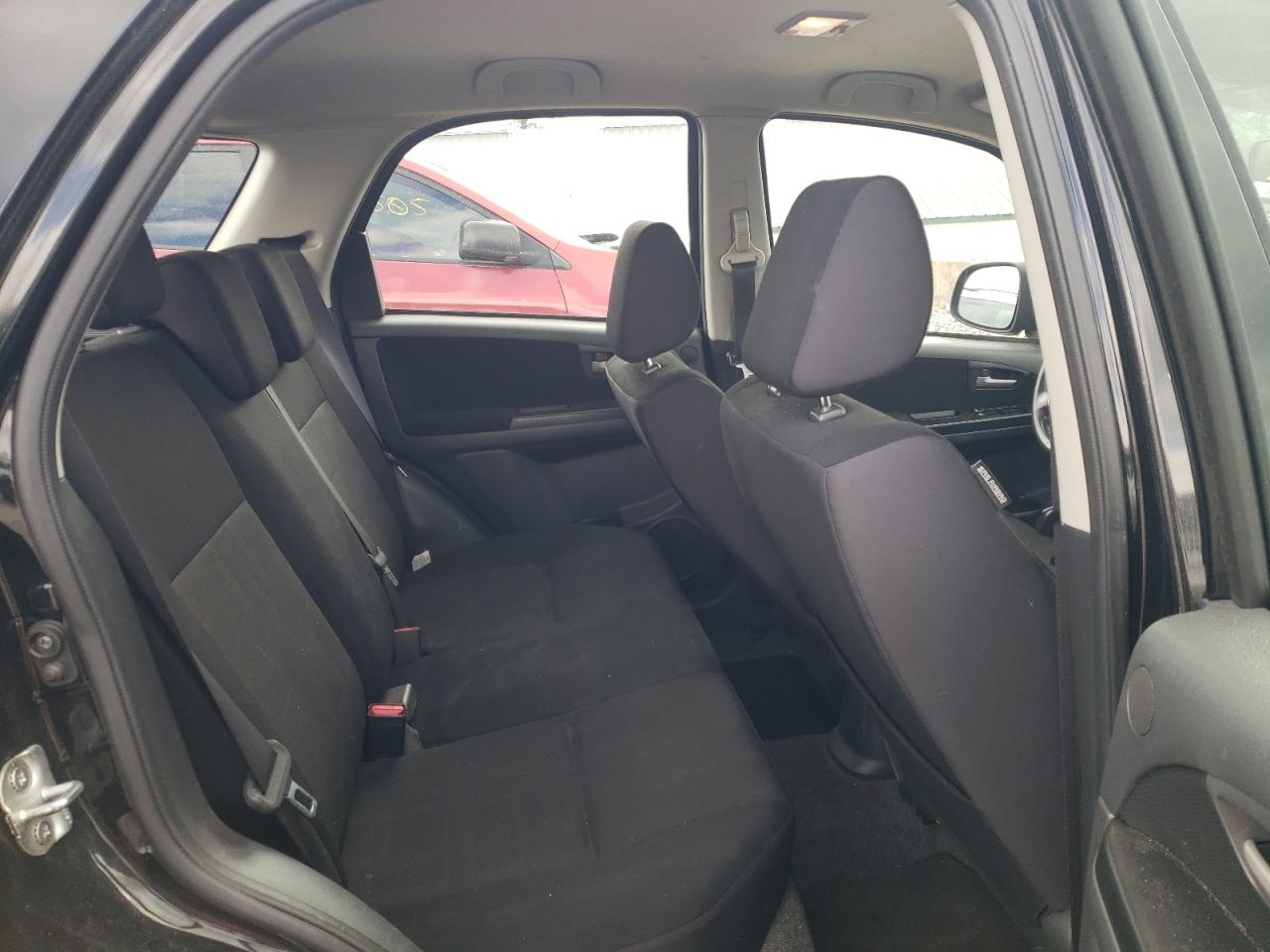 2010 Suzuki SX4 - Image 11