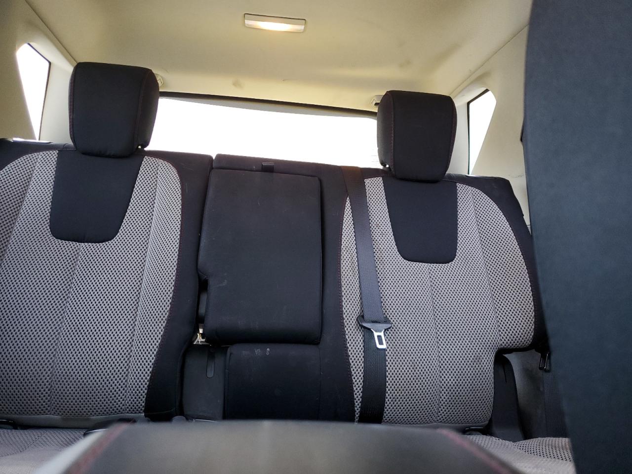 2012 Chevrolet Equinox - Image 10