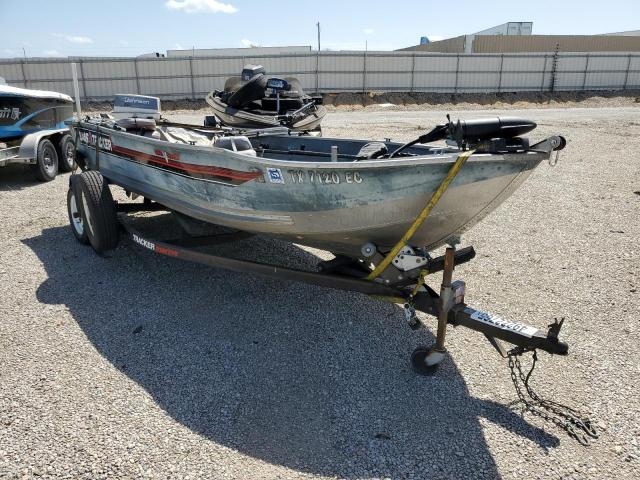 1987 Bass Tracker