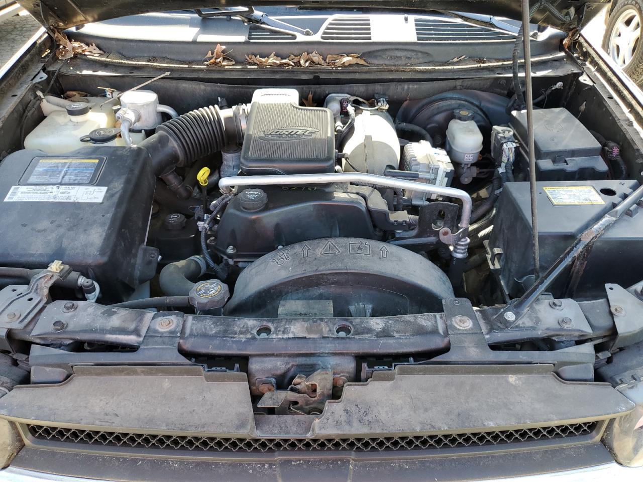 2004 Chevrolet TrailBlazer - Image 12