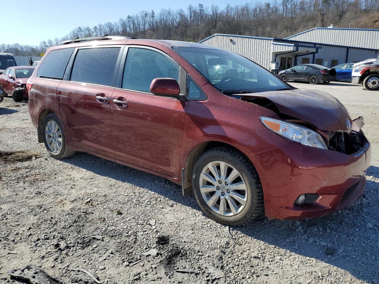 2015 Toyota Sienna - Image 4
