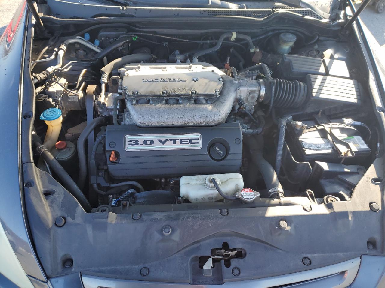 2005 Honda Accord - Image 12