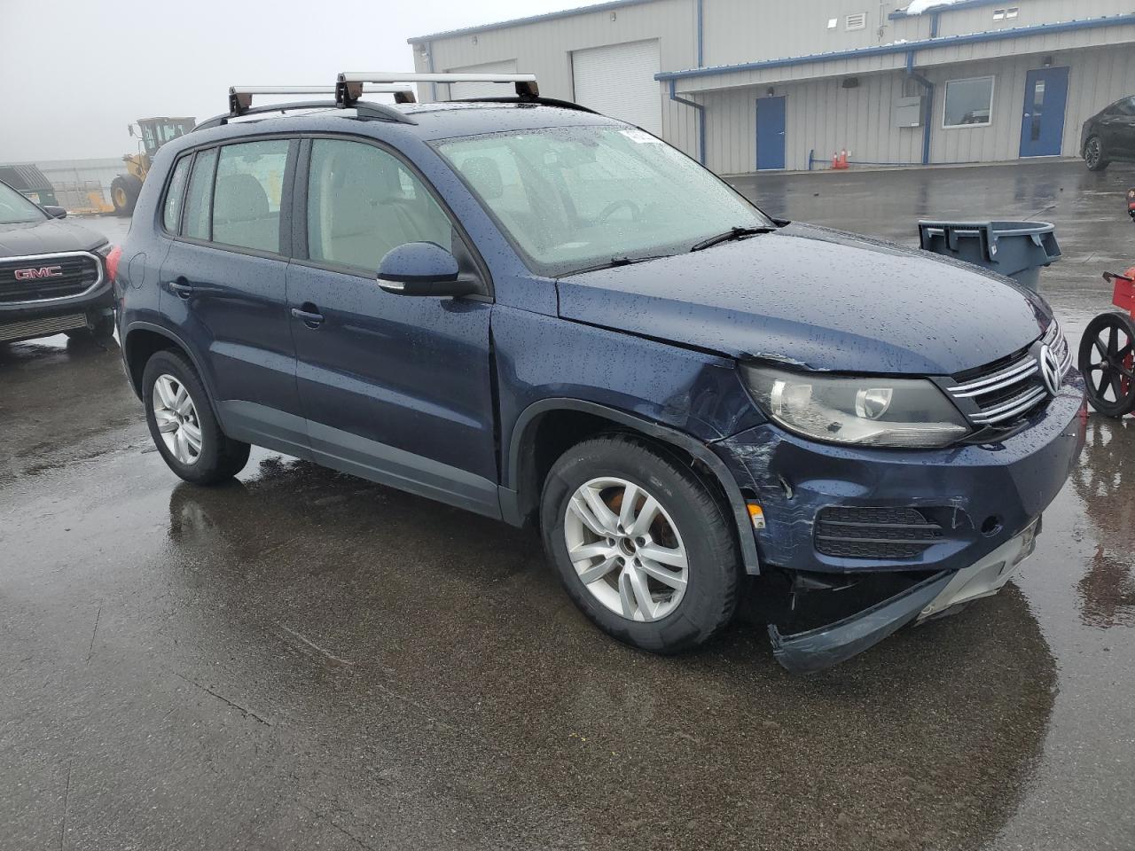 2016 Volkswagen Tiguan - Image 4