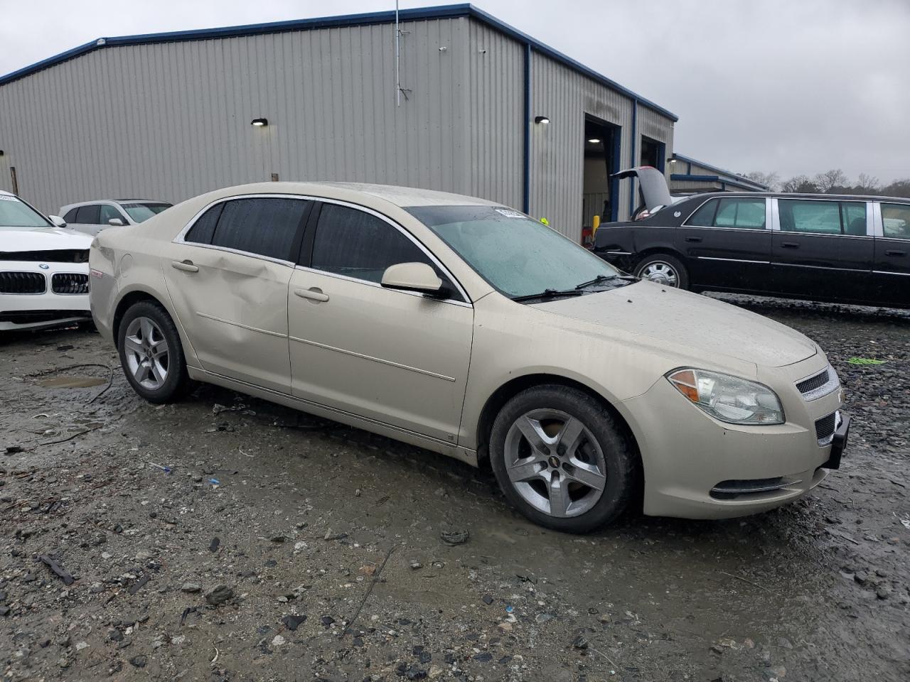 2009 Chevrolet Malibu - Image 4