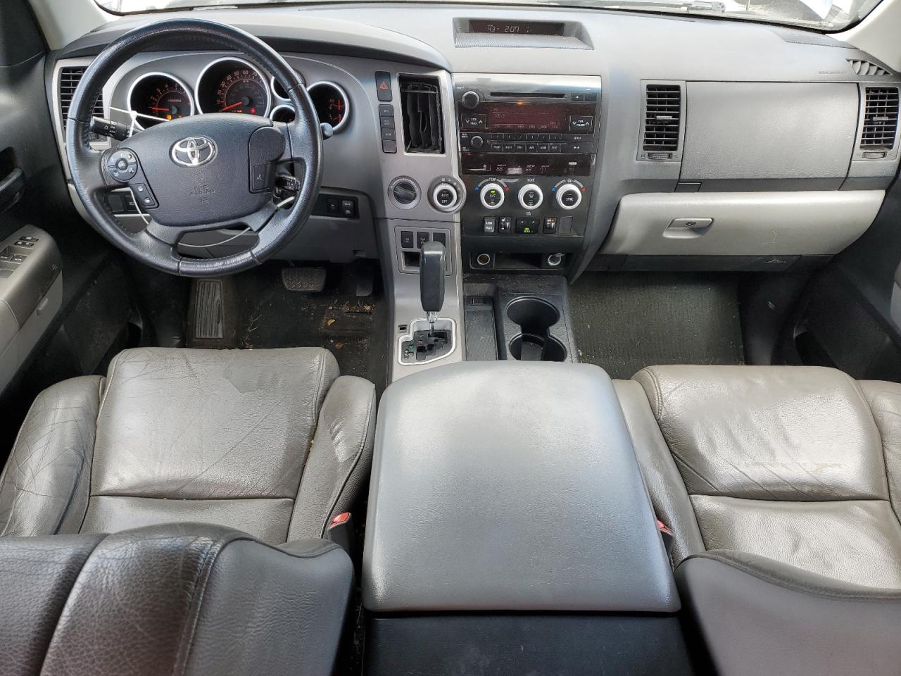 2012 Toyota Sequoia - Image 8