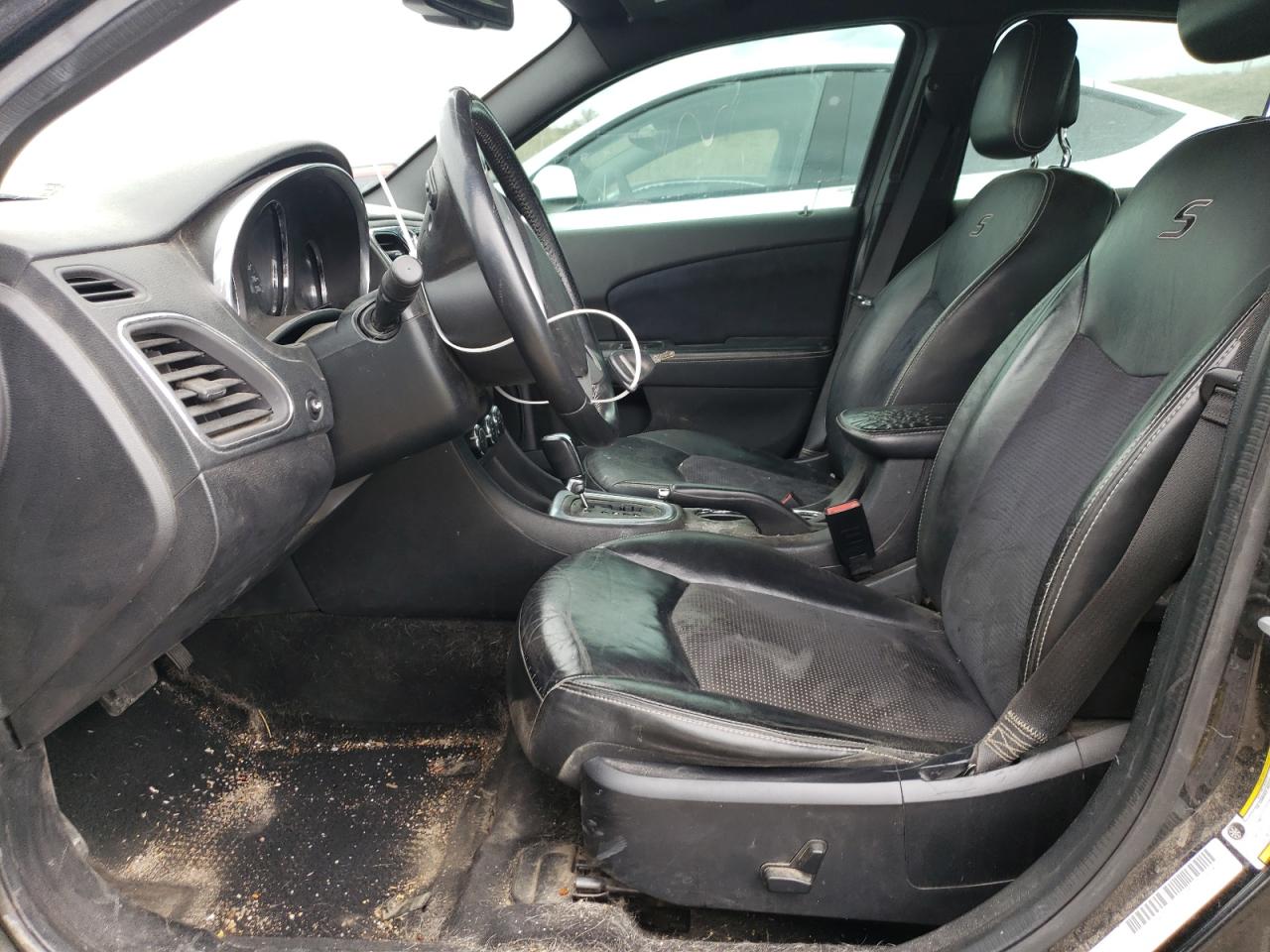 2013 Chrysler 200 - Image 7