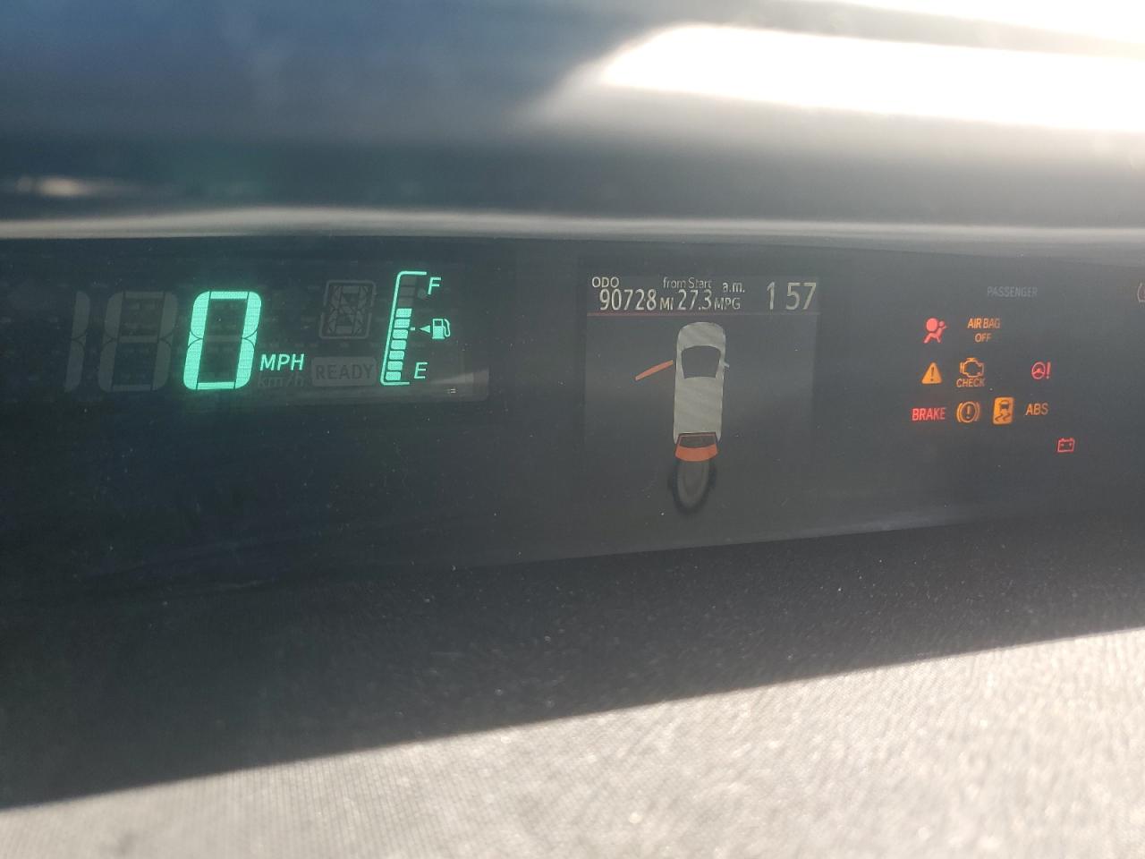 2012 Toyota Prius - Image 9