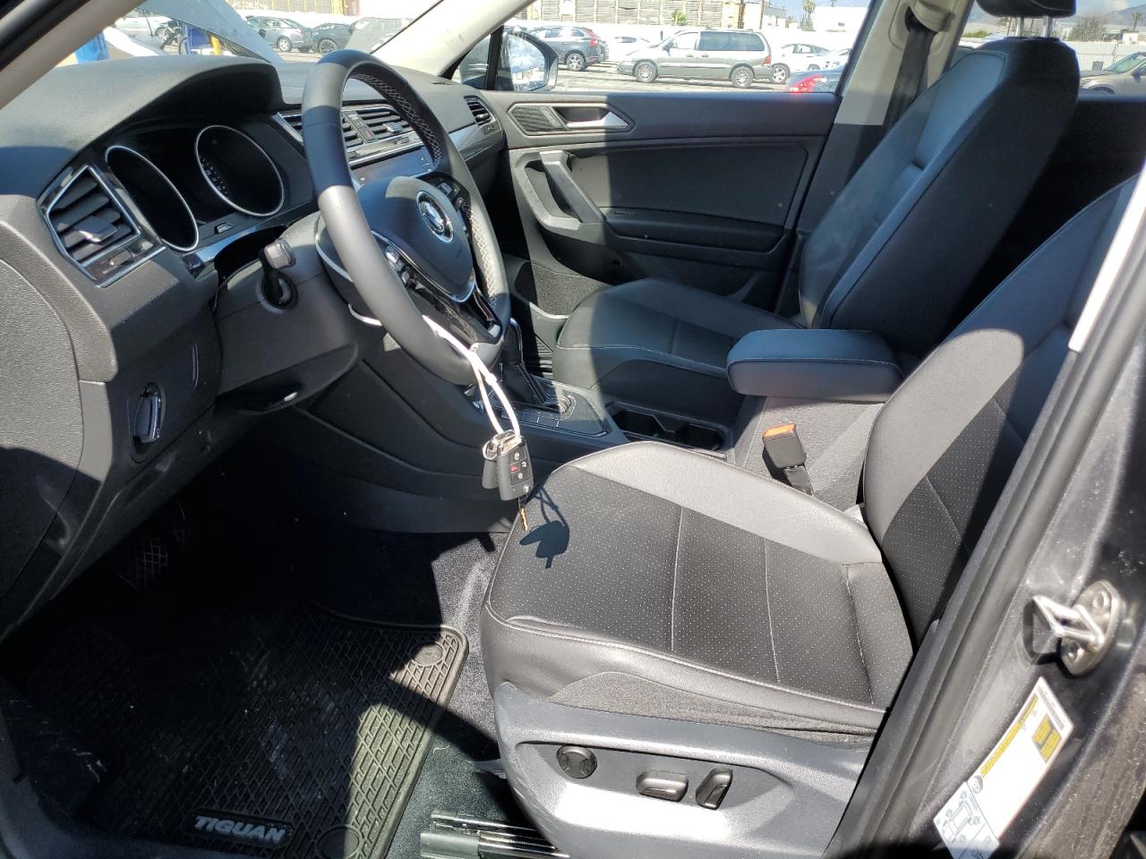 2021 Volkswagen Tiguan - Image 7