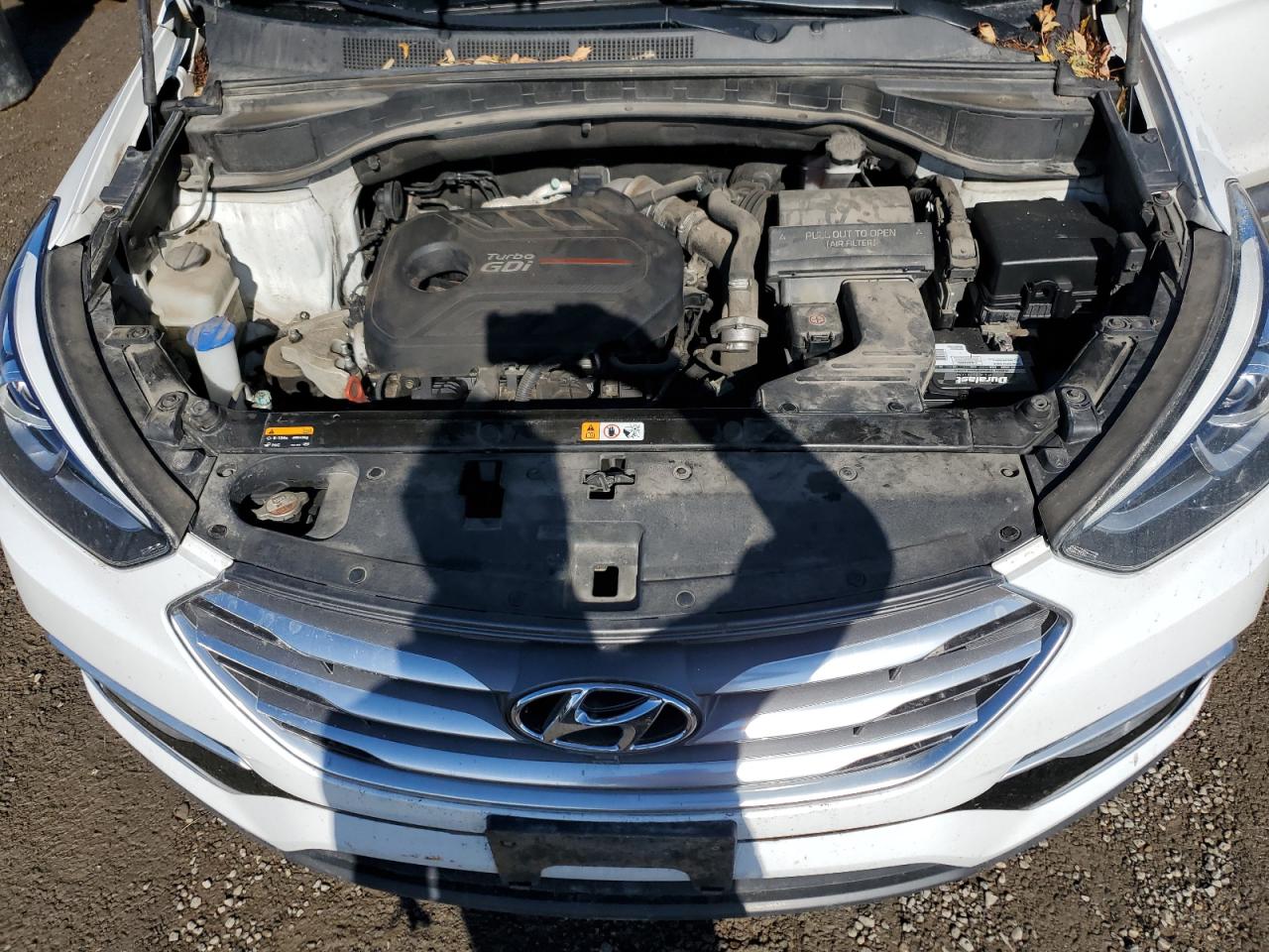 2017 Hyundai Santa Fe - Image 12