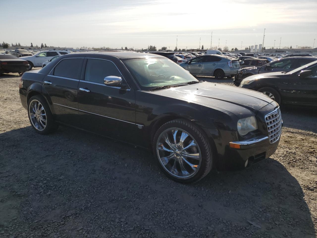 2005 Chrysler 300 - Image 4