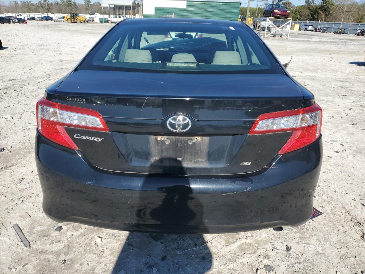 2012 Toyota Camry - Image 6