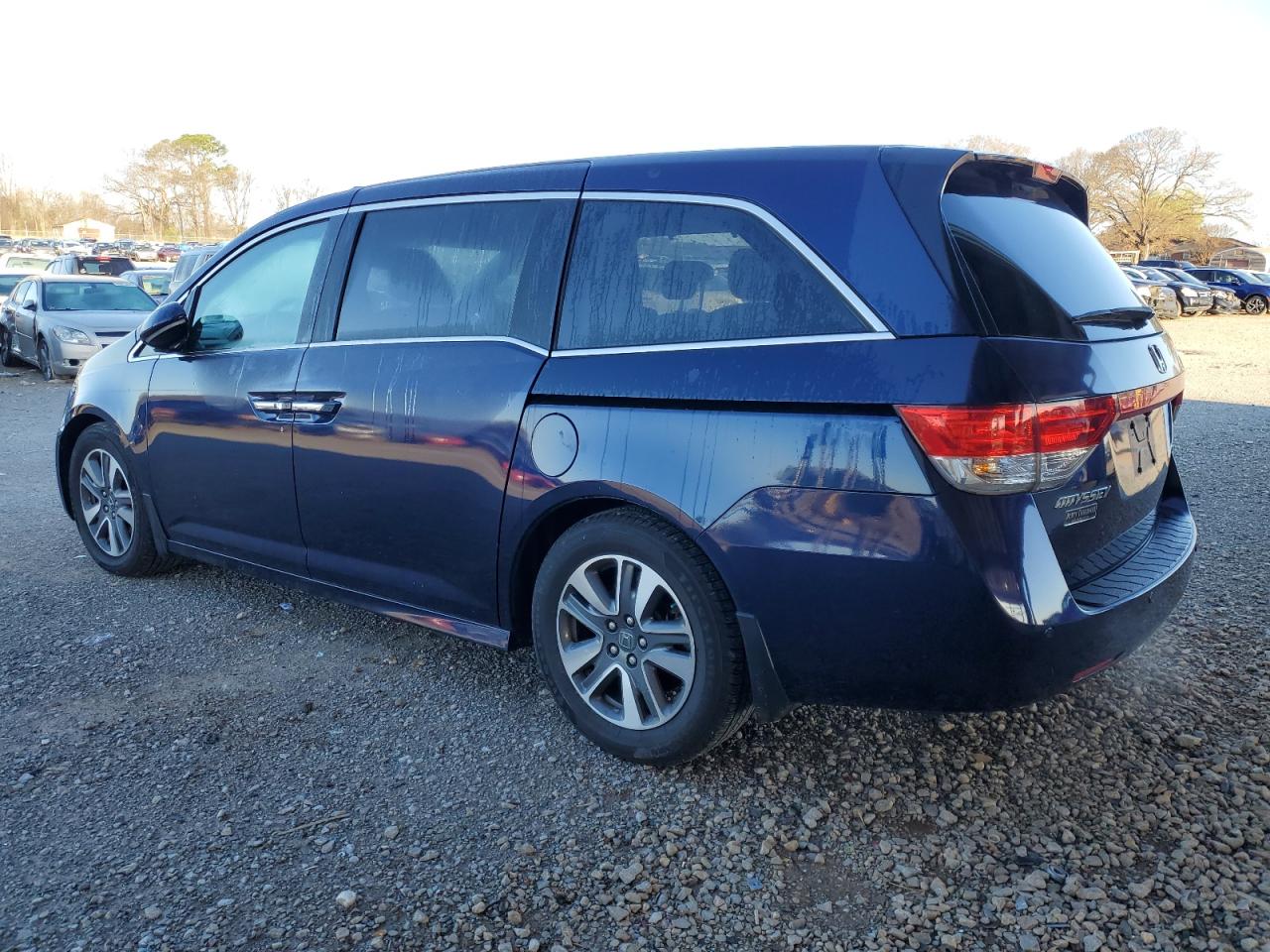 2014 Honda Odyssey - Image 2
