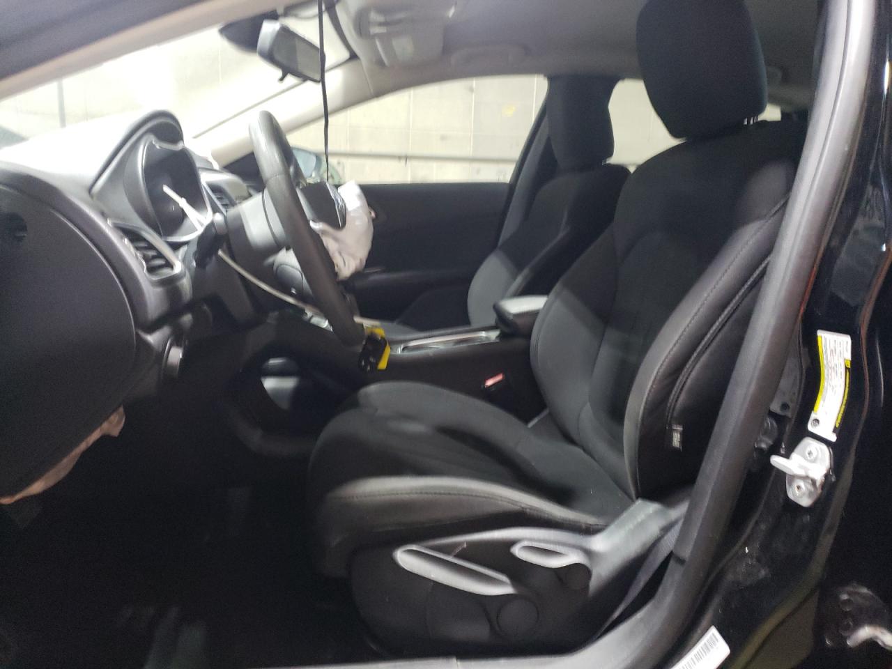 2016 Chrysler 200 - Image 7