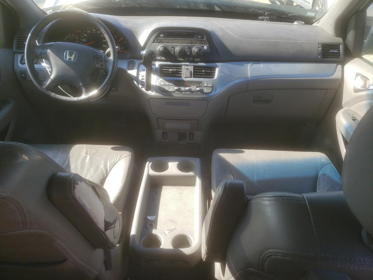 2010 Honda Odyssey - Image 8