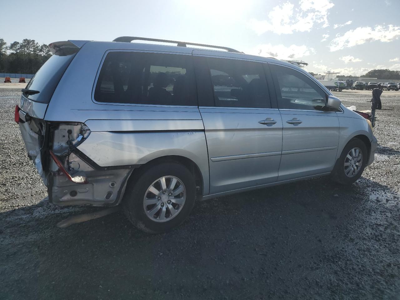 2010 Honda Odyssey - Image 3