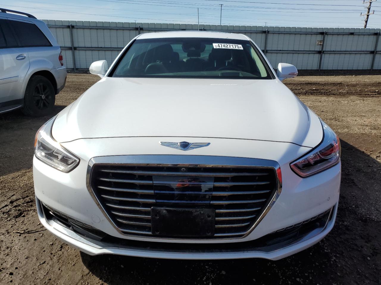2018 Genesis G90 - Image 5