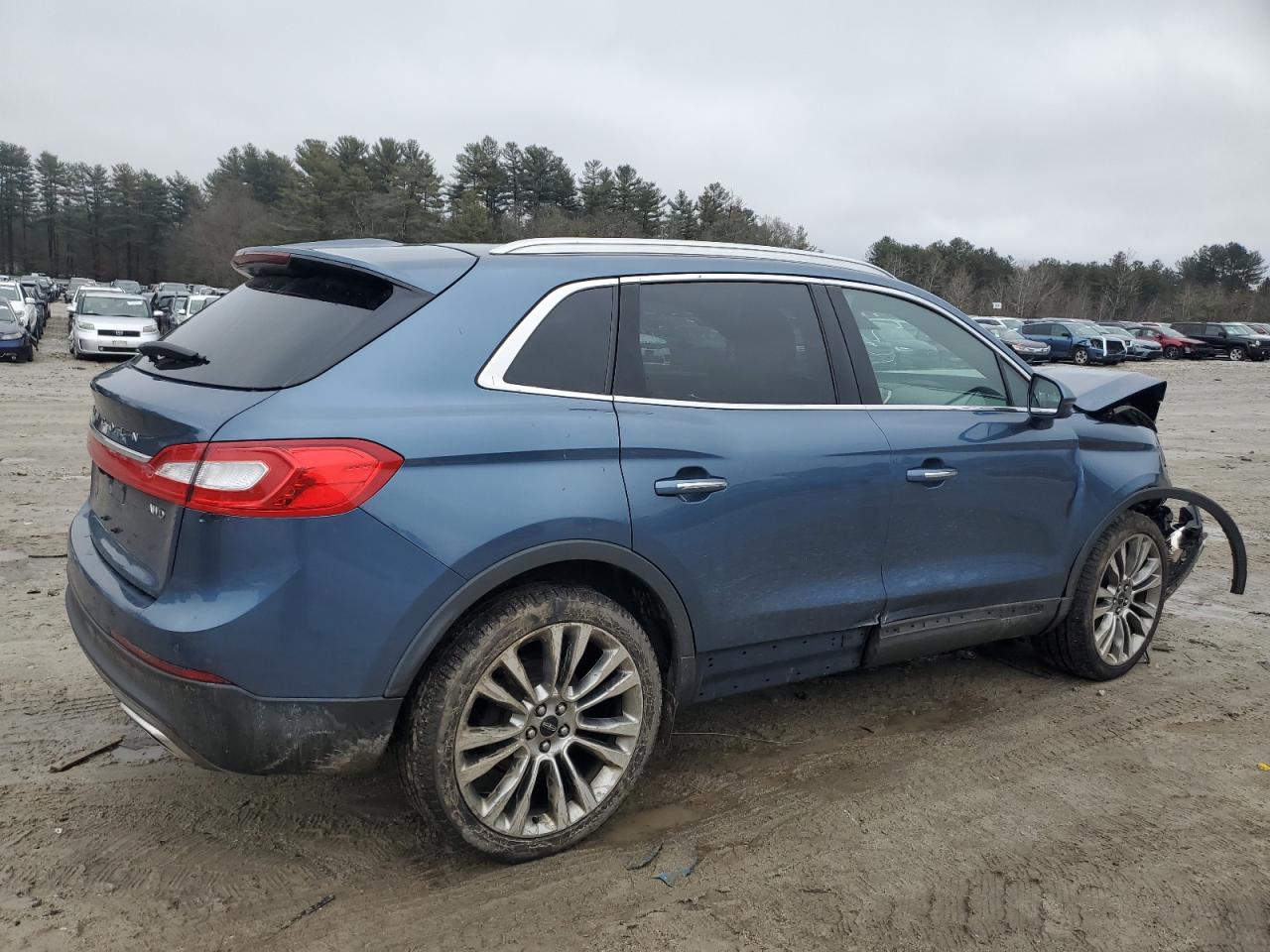 2018 Lincoln MKX - Image 3
