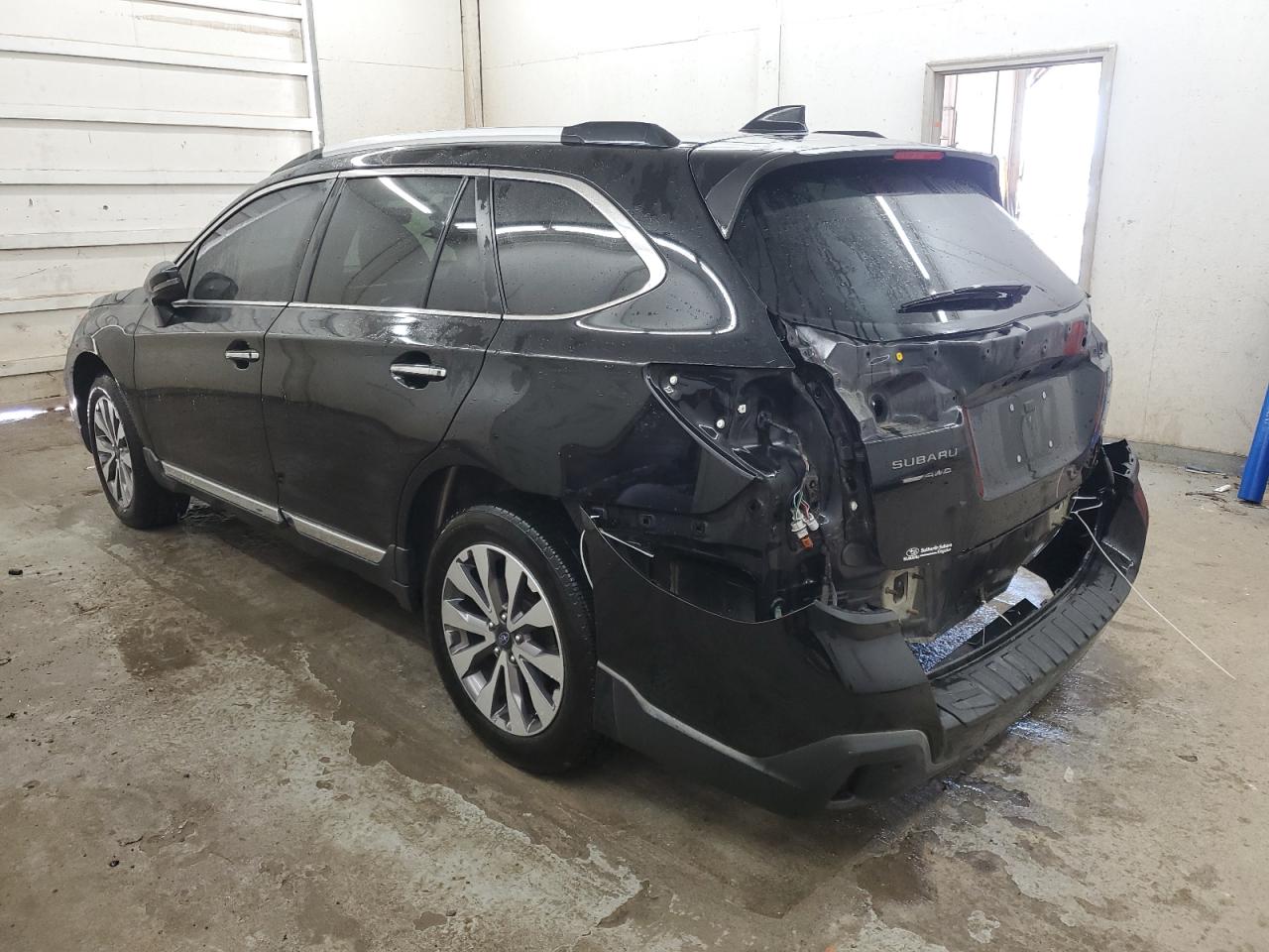 2019 Subaru Outback - Image 2
