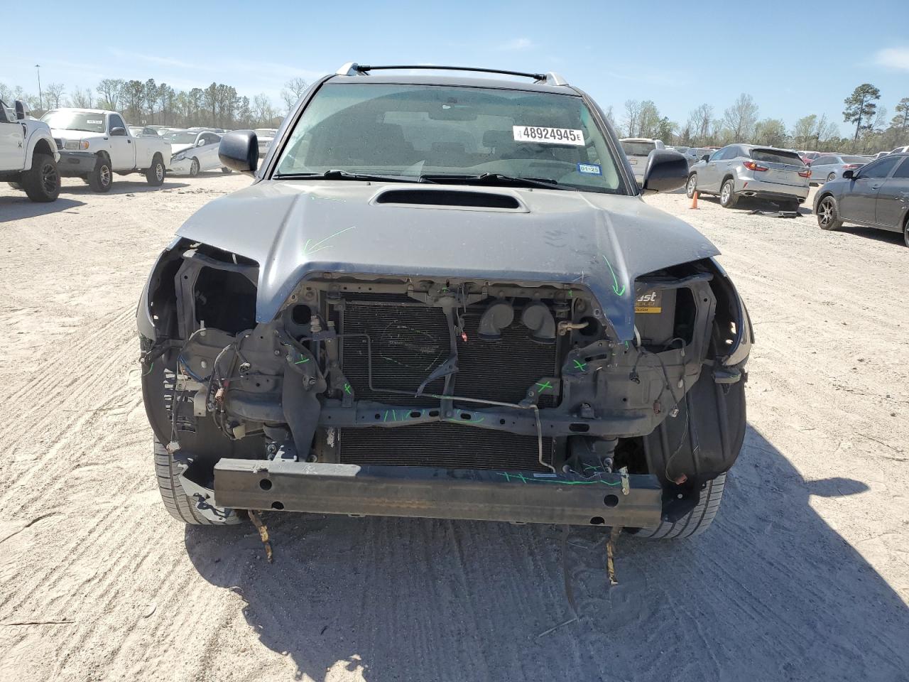 2004 Toyota 4Runner - Image 5