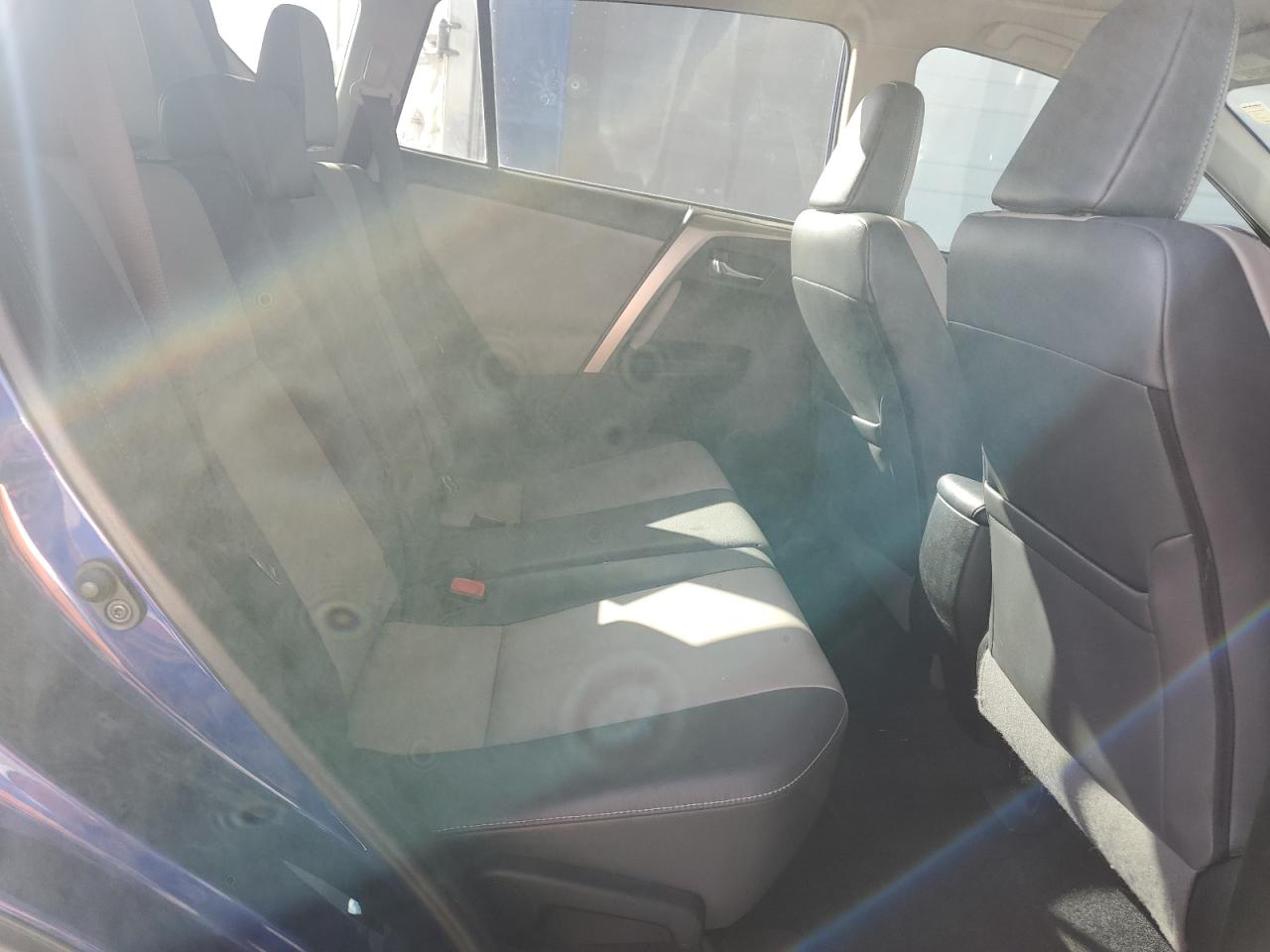 2014 Toyota RAV 4 - Image 11