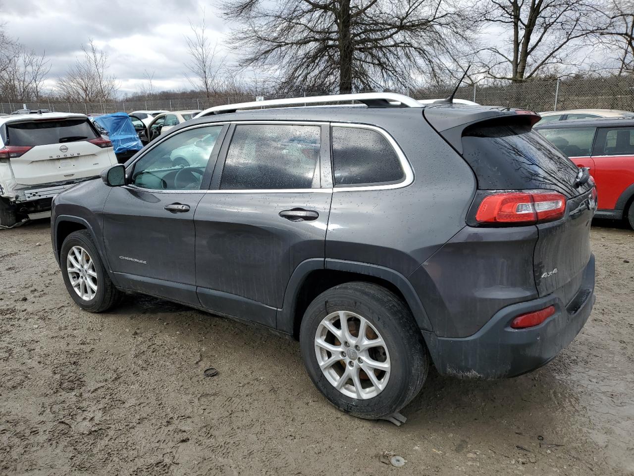 2015 Jeep Grand Cherokee - Image 2