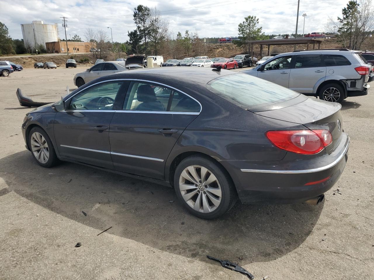 2010 Volkswagen Passat CC - Image 2
