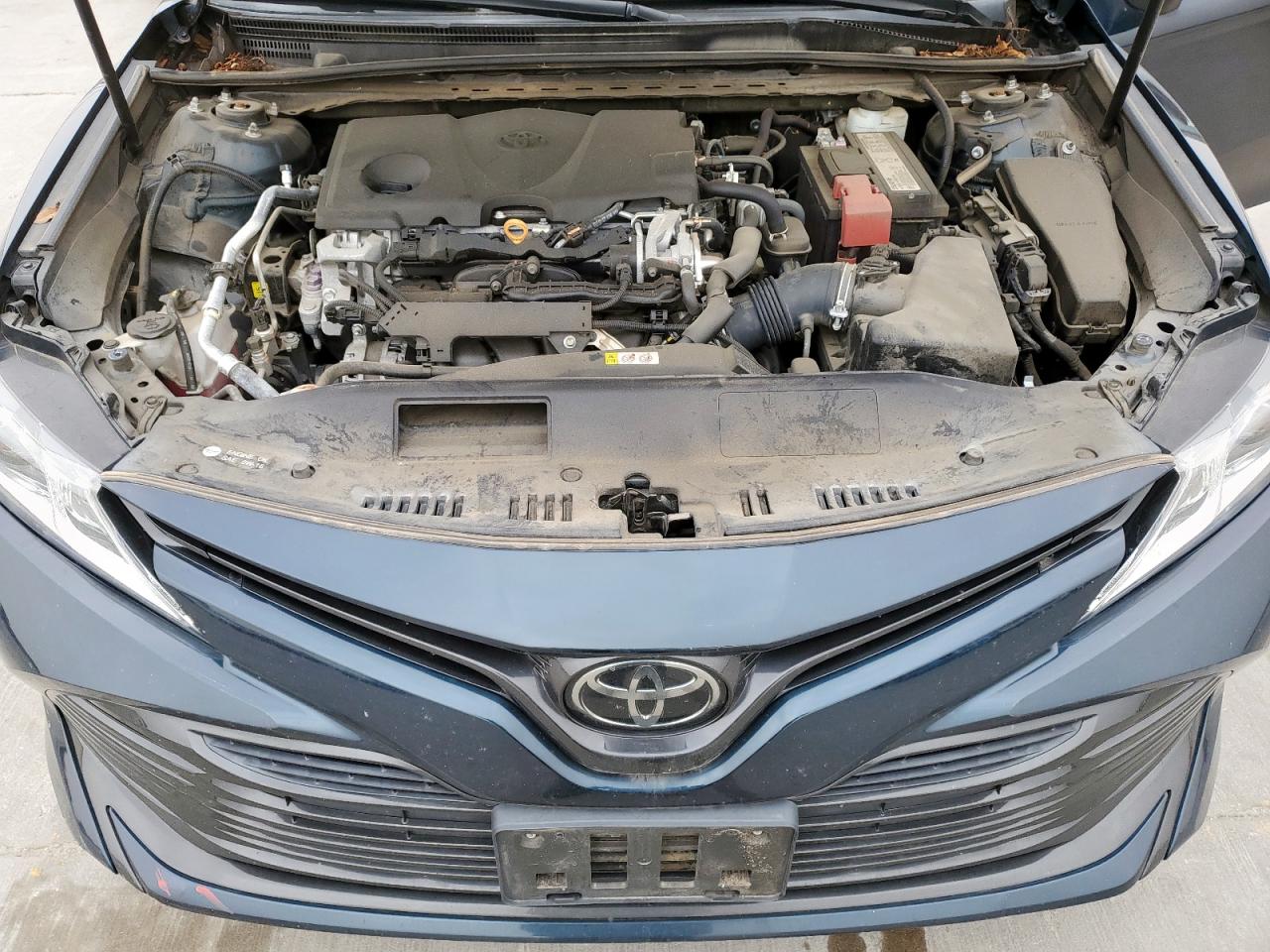 2019 Toyota Camry - Image 11
