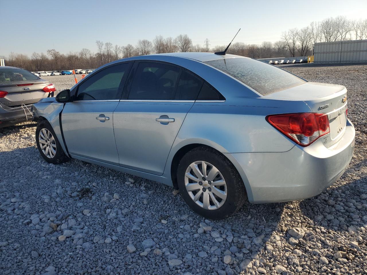 2011 Chevrolet Cruze - Image 2