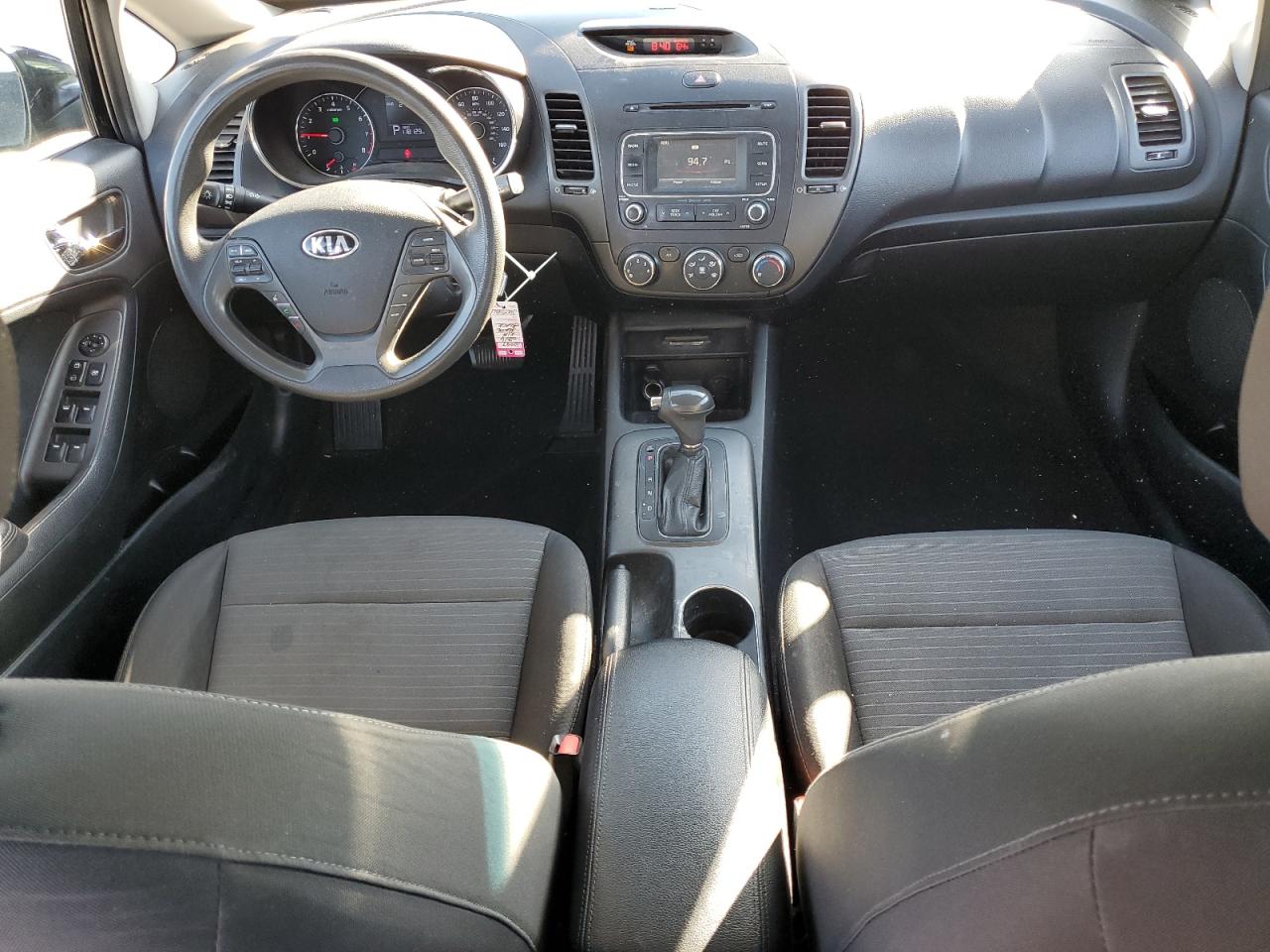 2016 Kia Forte - Image 8