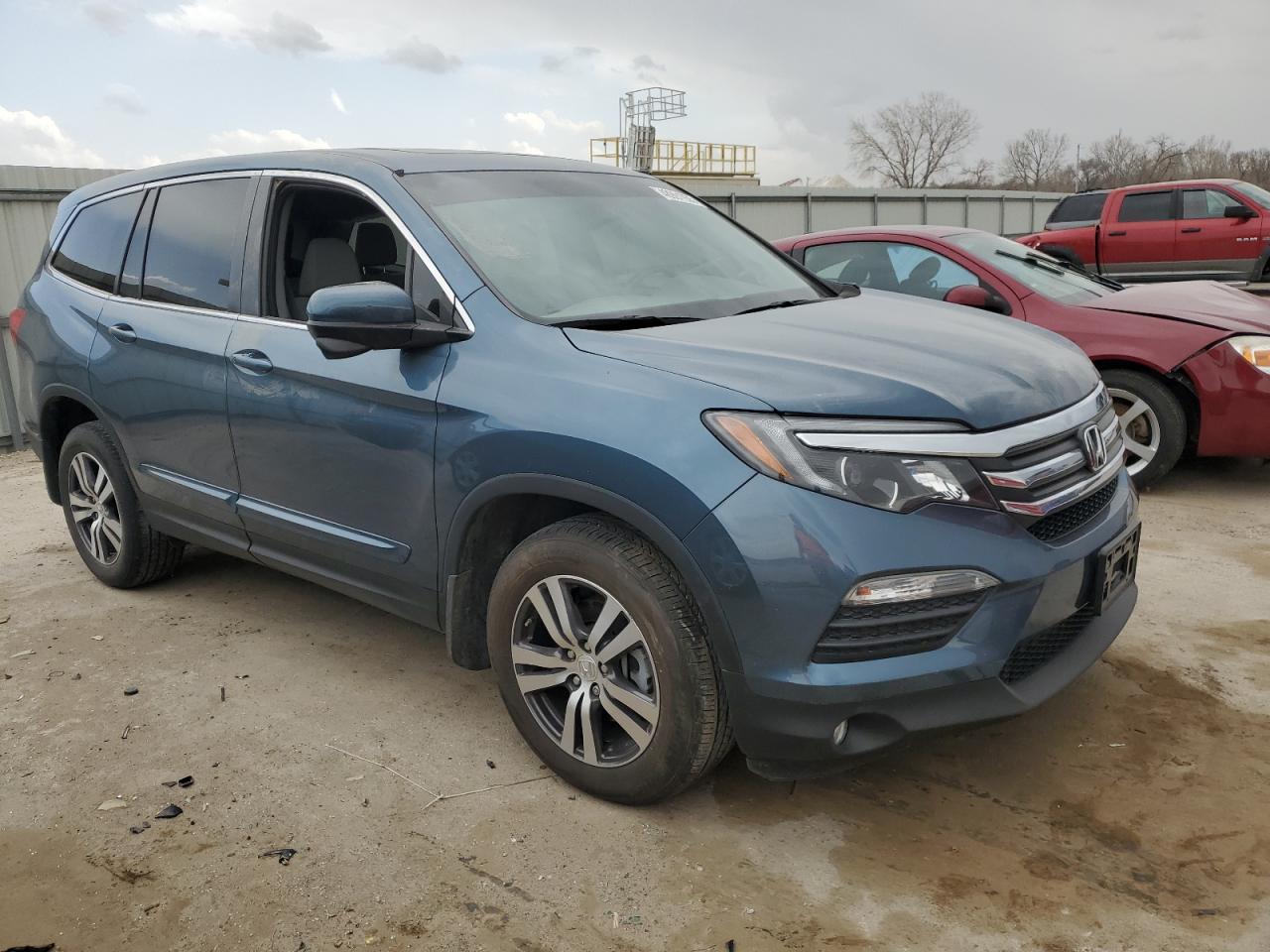2018 Honda Pilot - Image 4