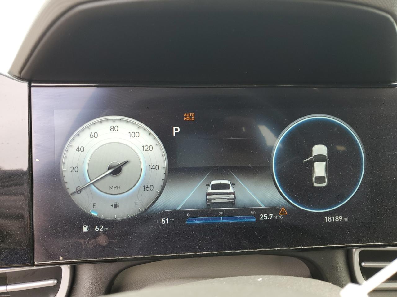 2023 Hyundai Elantra - Image 9
