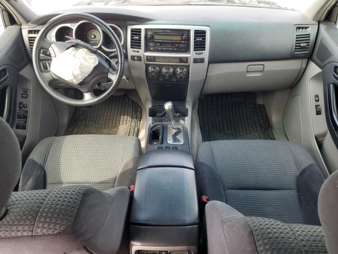 2005 Toyota 4Runner - Image 8