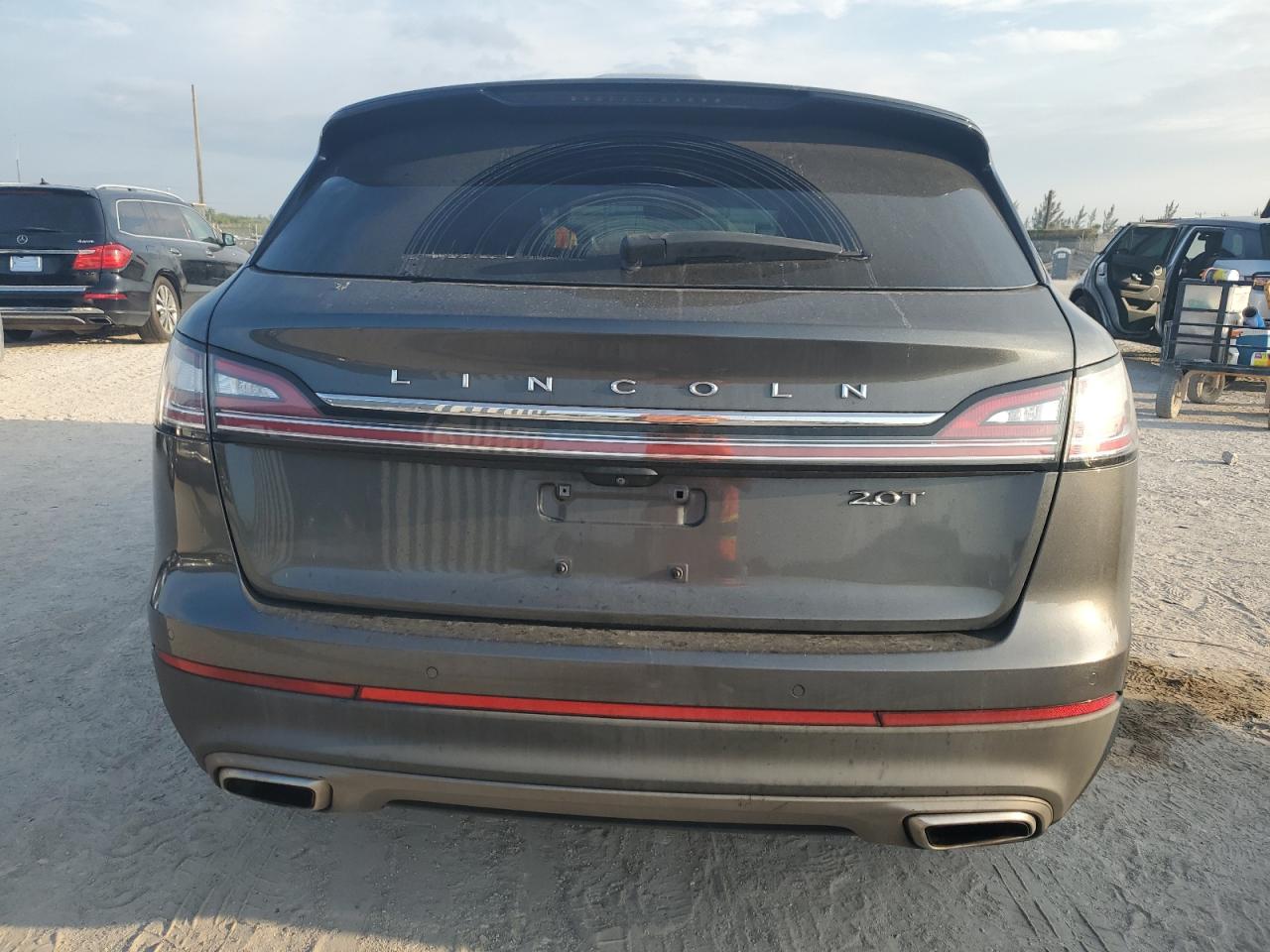 2019 Lincoln Nautilus - Image 6