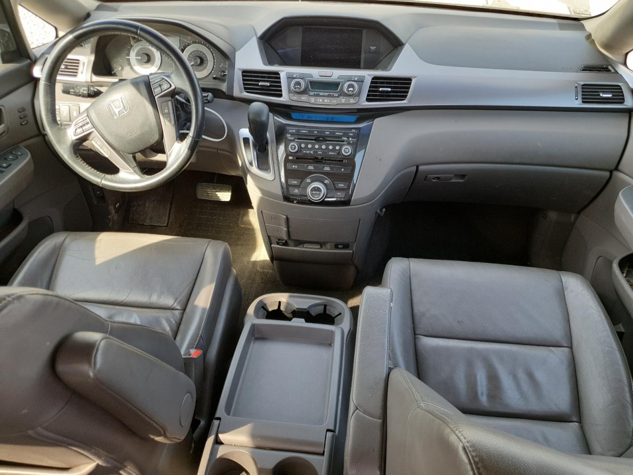 2012 Honda Odyssey - Image 8