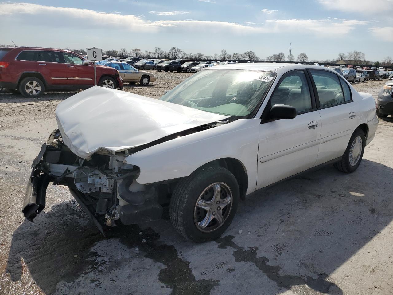 2005 Chevrolet Classic for Sale in Sikeston, MO - Front End